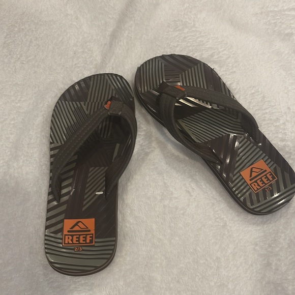 Reef Flip Flops Boy's Size 9/10 Little Ahi Sandals - Picture 2 of 5